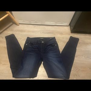 Guess curve x skinny